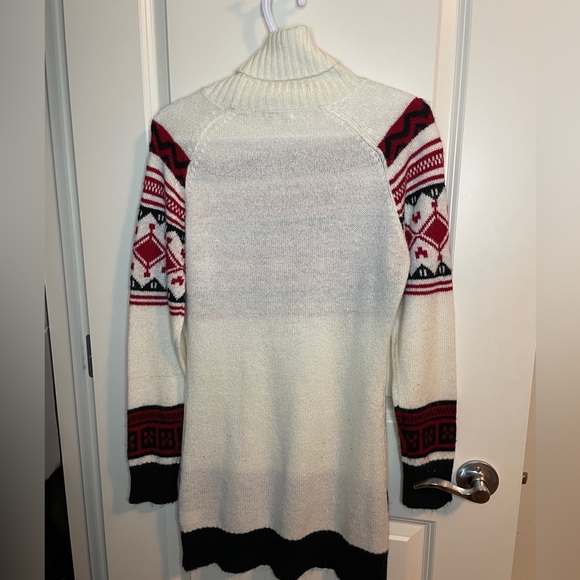 Turtle neck sweater - Picture 2 of 2